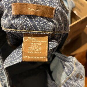 PAIGE Premium Denim